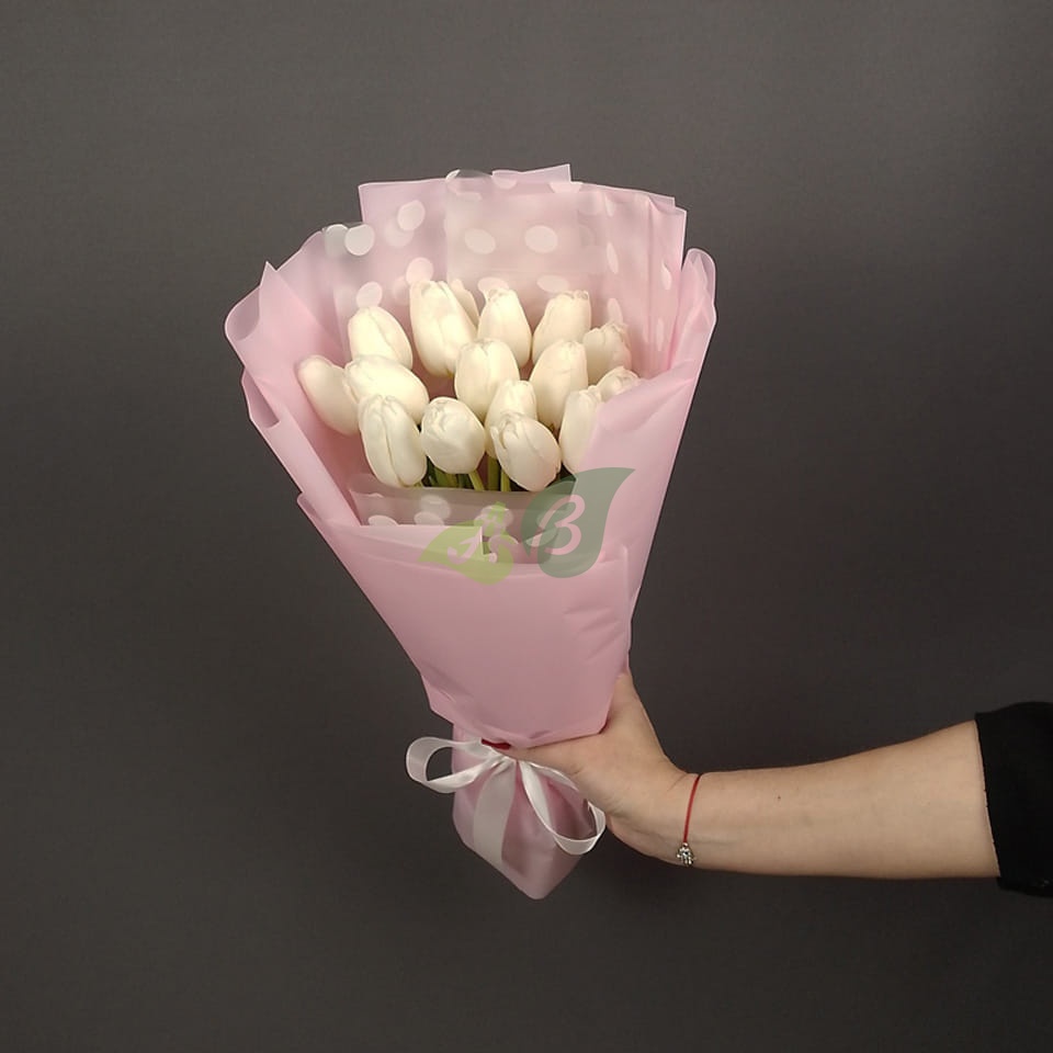 Букет белых тюльпанов Флирт